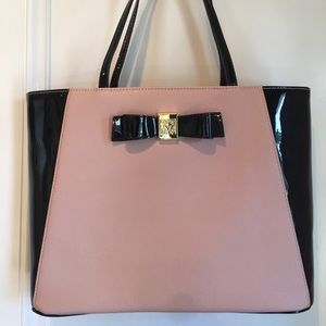 Anne Klein Large Blush Colored purse/tote